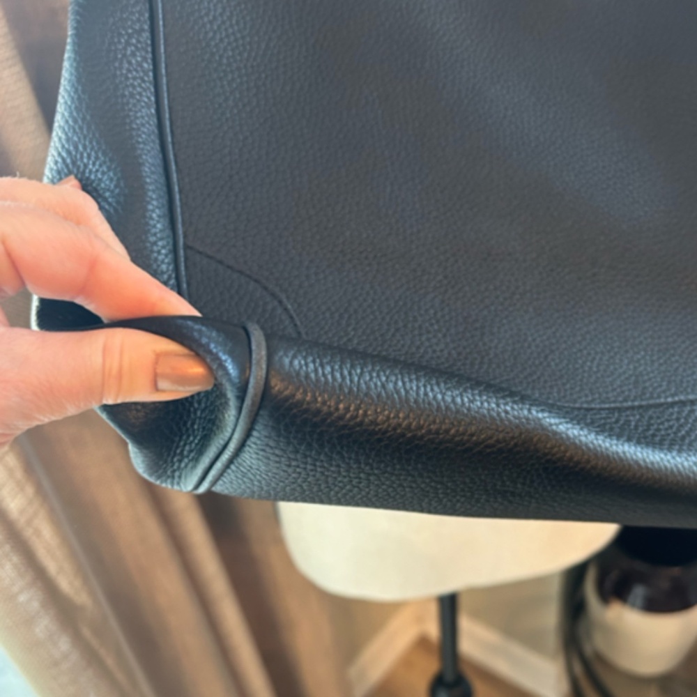 TORY BURCH | Marsden Pebbled Black Leather Tote, Large - Picture 10 of 15